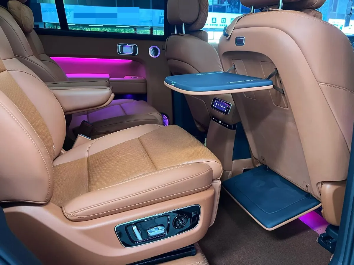 2024 Li L9 Range Extended 154HP REEV 52.3KWH,autocango,china used car exporter,china ev exporter,chinese used car exporter,chinese used ev exporter