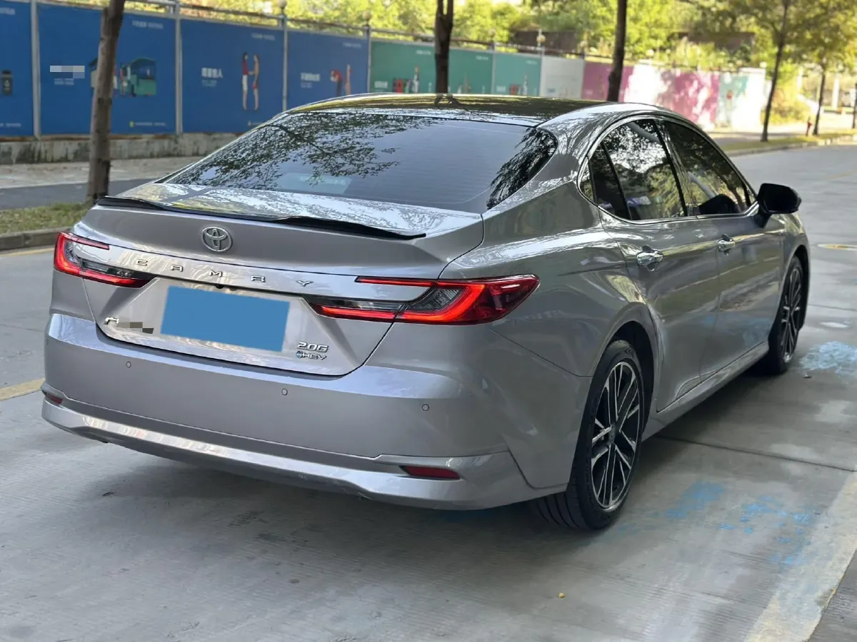2024 Toyota Camry 2.0L 152HP L4 E-CVT Hybrid,autocango,china used car exporter,china ev exporter,chinese used car exporter,chinese used ev exporter