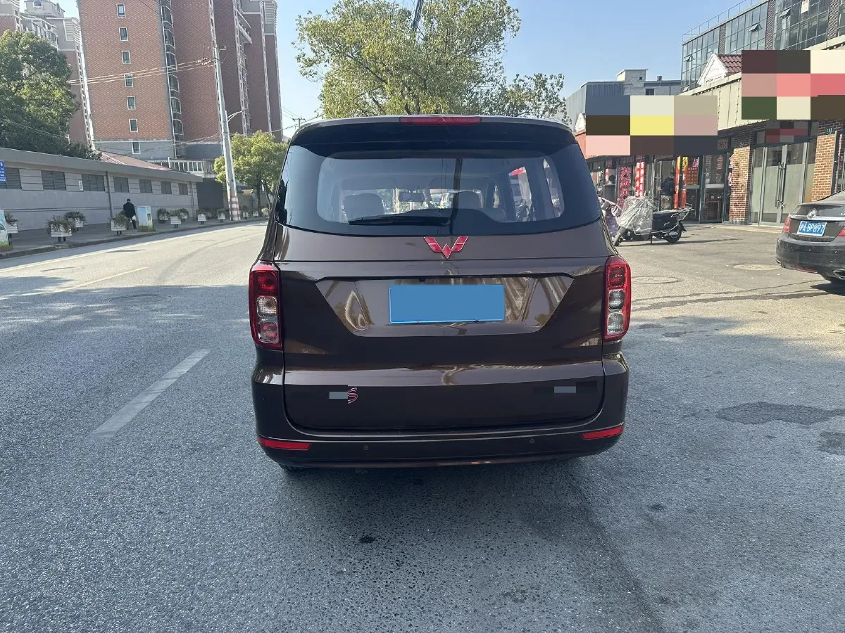 2021 WuLing HongGuang Plus 1.5L 99HP L4 6MT,autocango,china used car exporter,china ev exporter,chinese used car exporter,chinese used ev exporter
