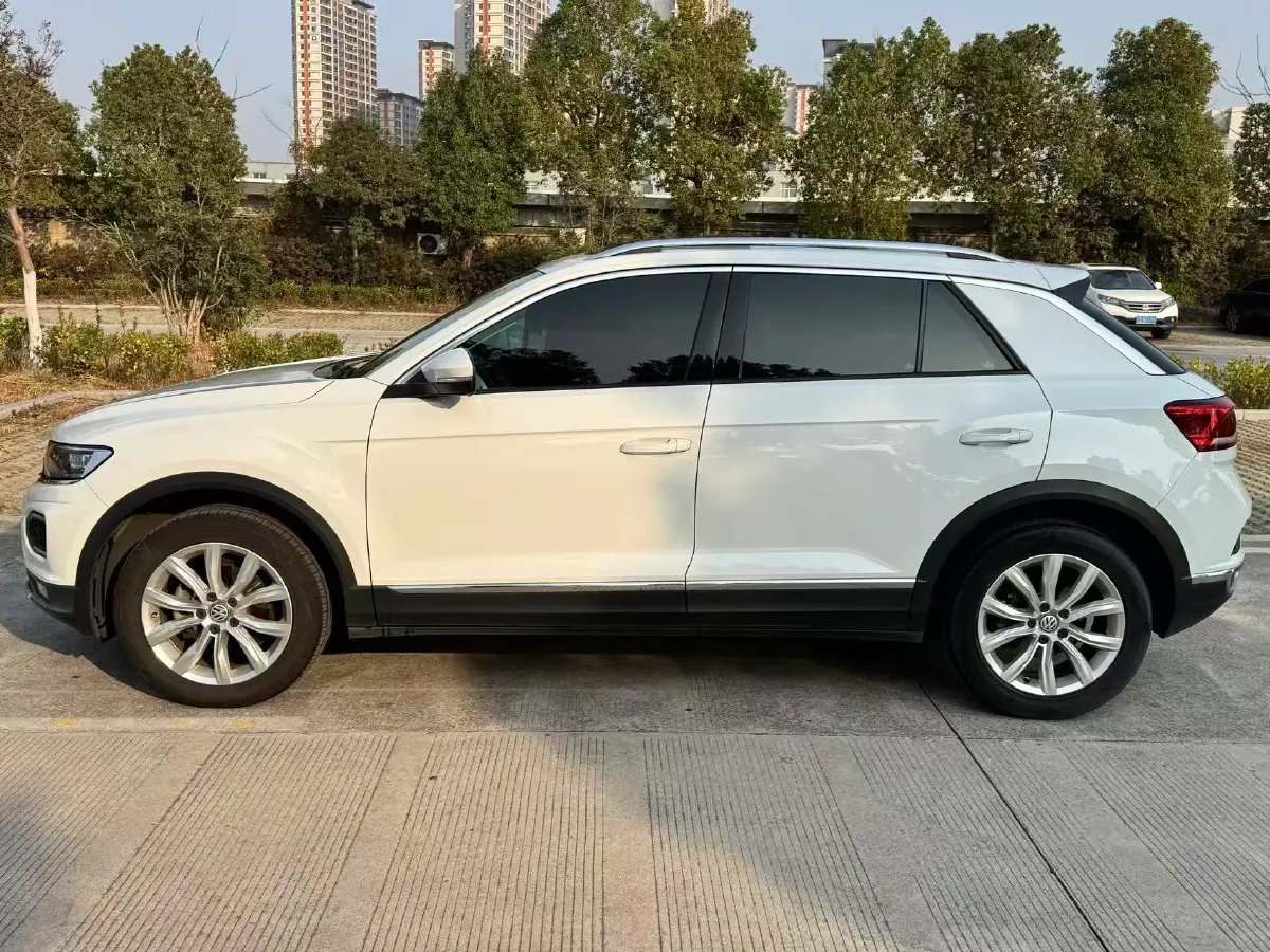 2019 Volkswagen T-Roc 1.4T 131HP L4 7DCT,autocango,china used car exporter,china ev exporter,chinese used car exporter,chinese used ev exporter