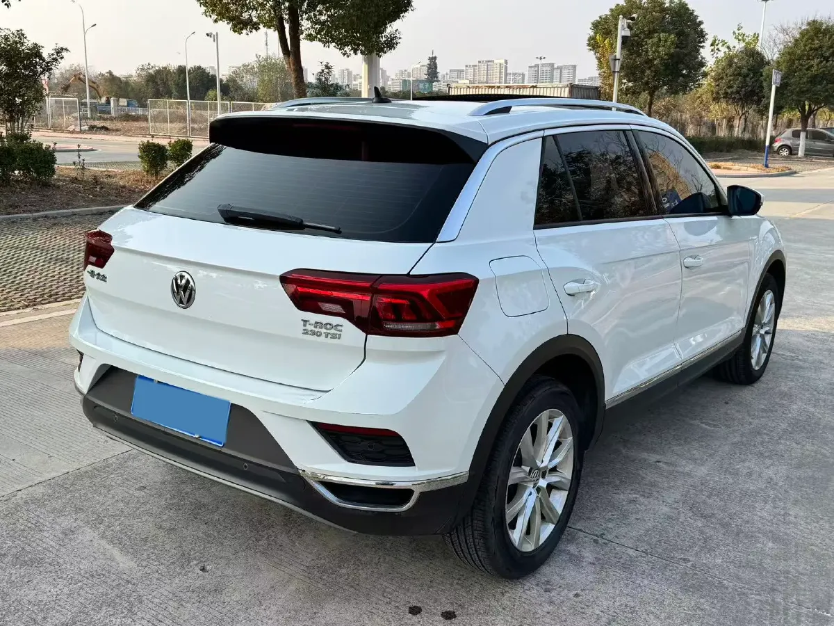 2019 Volkswagen T-Roc 1.4T 131HP L4 7DCT,autocango,china used car exporter,china ev exporter,chinese used car exporter,chinese used ev exporter