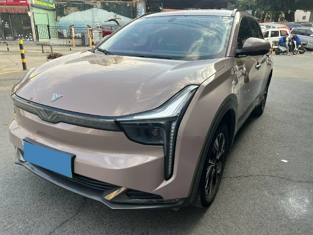 2022 Venucia Grand V 1.5T 190HP L4 7DCT