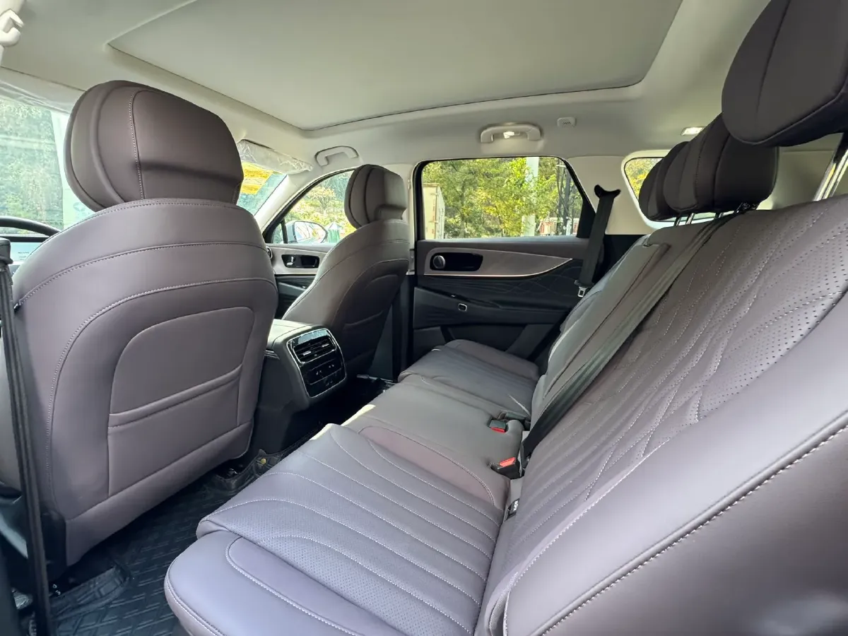 2025 Fulwin FulwinT9 1.5T 156HP L4 3DHT PHEV,autocango,china used car exporter,china ev exporter,chinese used car exporter,chinese used ev exporter