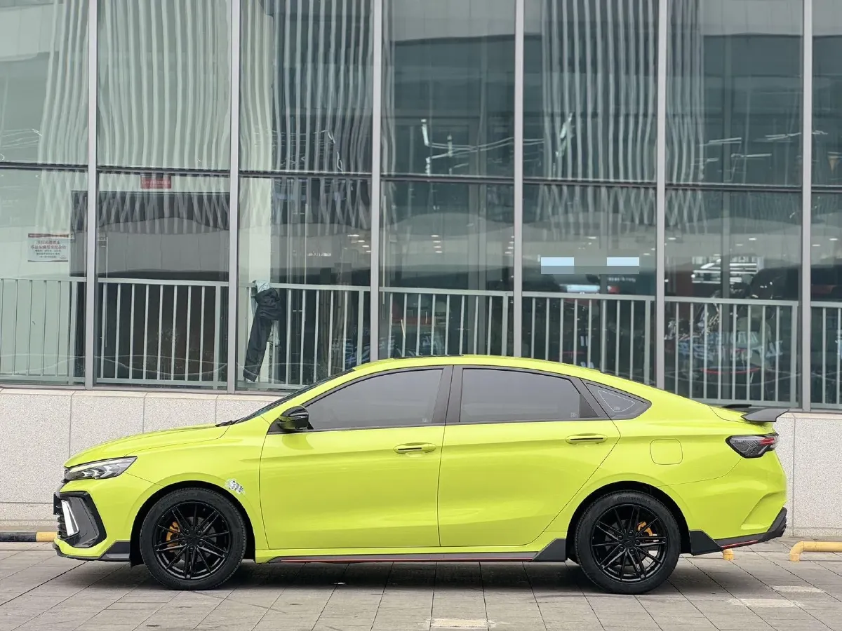 2022 Geely Binray 1.5T 181HP L4 7DCT,autocango,china used car exporter,china ev exporter,chinese used car exporter,chinese used ev exporter