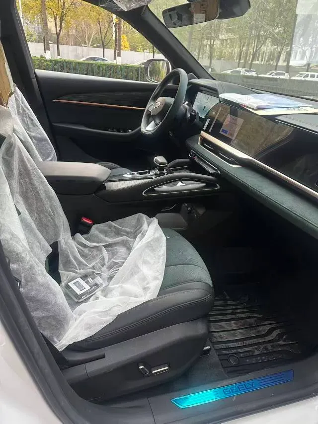 2024 Geely Monjaro 1.5T 163HP L4 3DHT Hybrid,autocango,china used car exporter,china ev exporter,chinese used car exporter,chinese used ev exporter