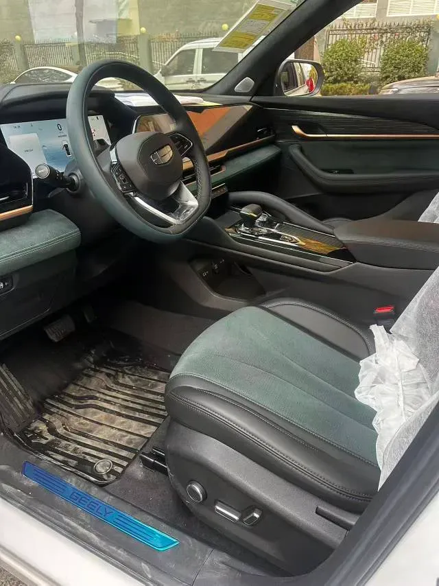 2024 Geely Monjaro 1.5T 163HP L4 3DHT Hybrid,autocango,china used car exporter,china ev exporter,chinese used car exporter,chinese used ev exporter