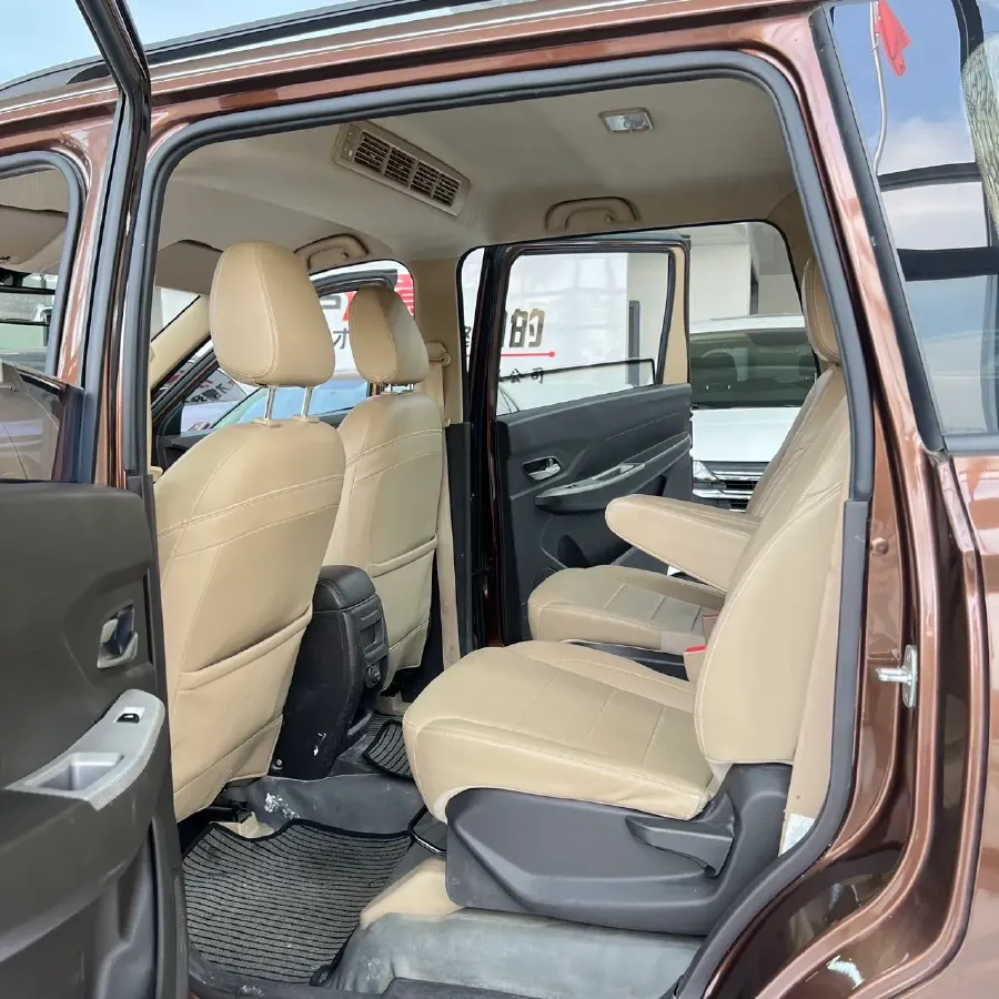 2018 WuLing HongGuang 1.5L 105HP L4 5MT,autocango,china used car exporter,china ev exporter,chinese used car exporter,chinese used ev exporter