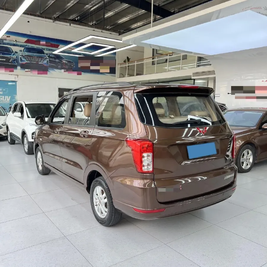 2018 WuLing HongGuang 1.5L 105HP L4 5MT,autocango,china used car exporter,china ev exporter,chinese used car exporter,chinese used ev exporter