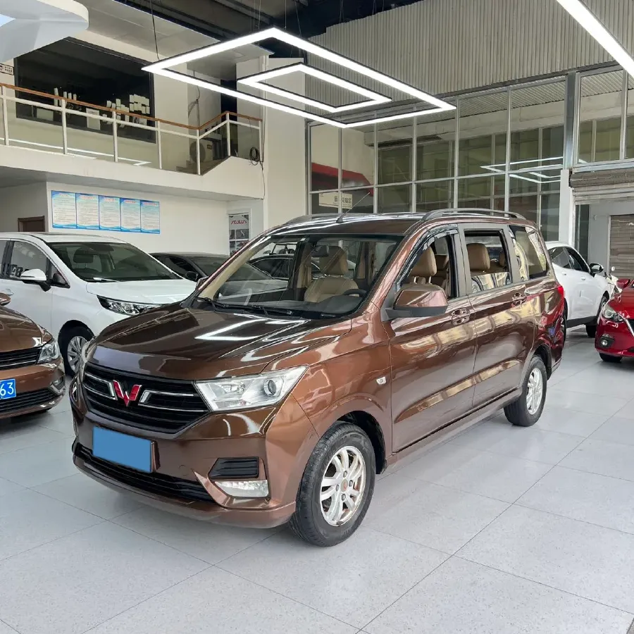 2018 WuLing HongGuang 1.5L 105HP L4 5MT,autocango,china used car exporter,china ev exporter,chinese used car exporter,chinese used ev exporter