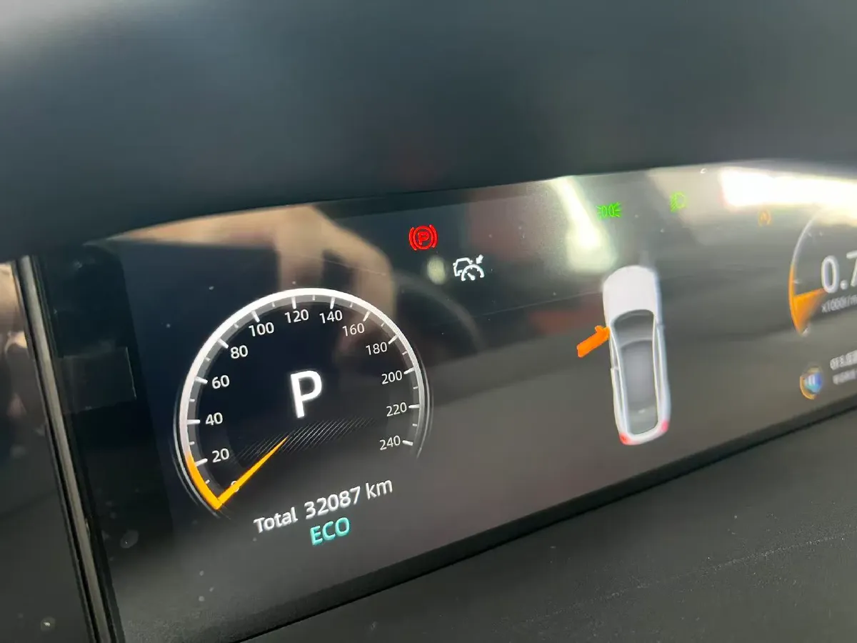 2022 ChangAn UNI-V 1.5T 188HP L4 7DCT,autocango,china used car exporter,china ev exporter,chinese used car exporter,chinese used ev exporter