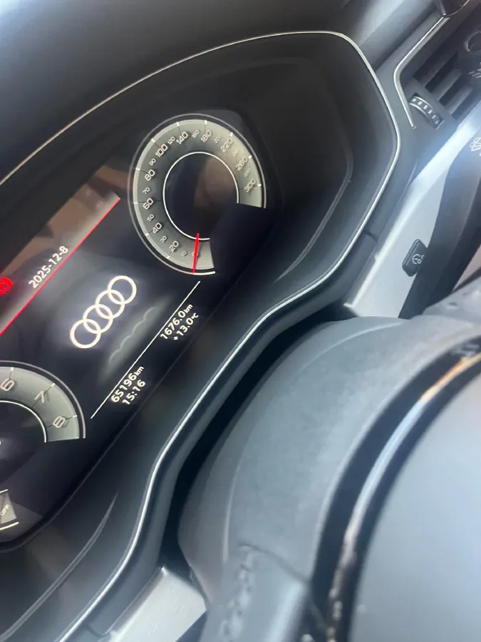 2020 Audi A4L 2.0T 190HP L4 7DCT,autocango,china used car exporter,china ev exporter,chinese used car exporter,chinese used ev exporter