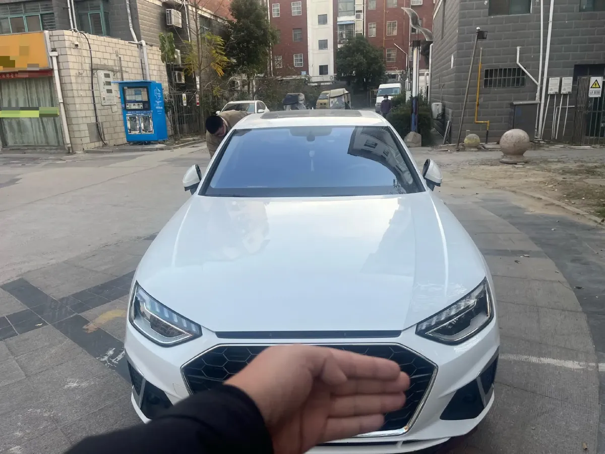 2020 Audi A4L 2.0T 190HP L4 7DCT,autocango,china used car exporter,china ev exporter,chinese used car exporter,chinese used ev exporter