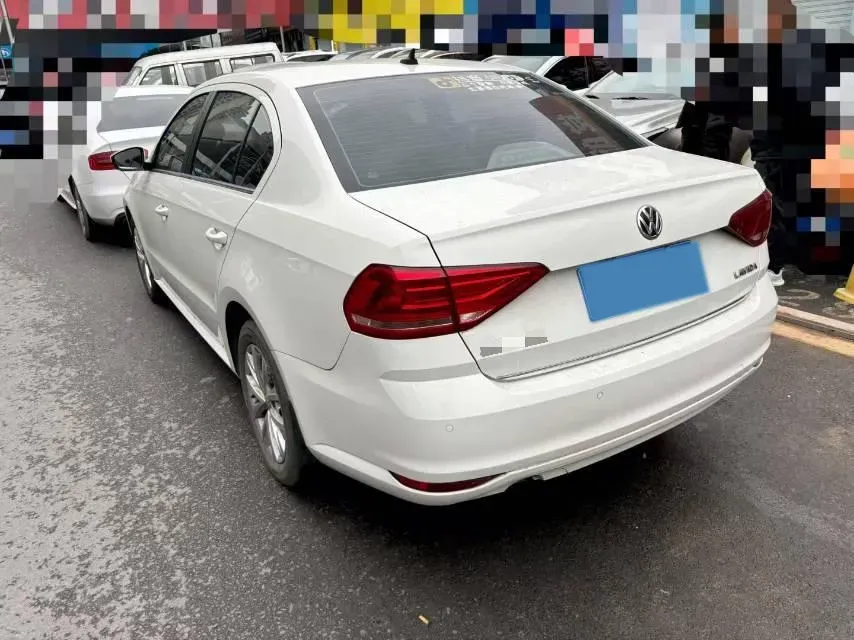 2017 Zotye Damy X7 1.8T 177HP L4 5MT,autocango,china used car exporter,china ev exporter,chinese used car exporter,chinese used ev exporter