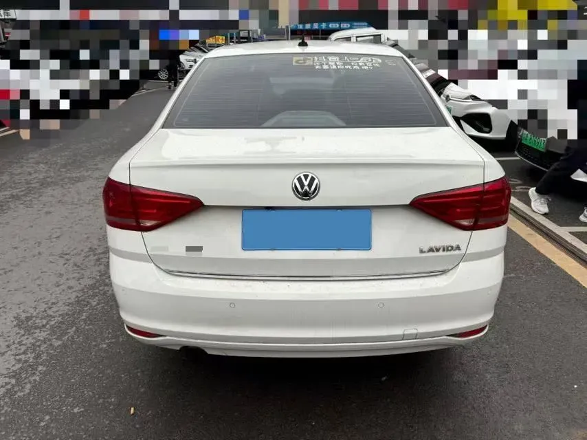 2017 Zotye Damy X7 1.8T 177HP L4 5MT,autocango,china used car exporter,china ev exporter,chinese used car exporter,chinese used ev exporter