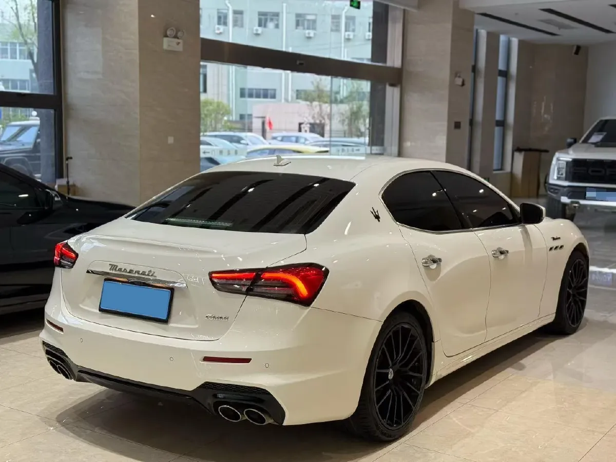 2022 Maserati Ghibli 3.0T 350HP V6 8AT,autocango,china used car exporter,china ev exporter,chinese used car exporter,chinese used ev exporter