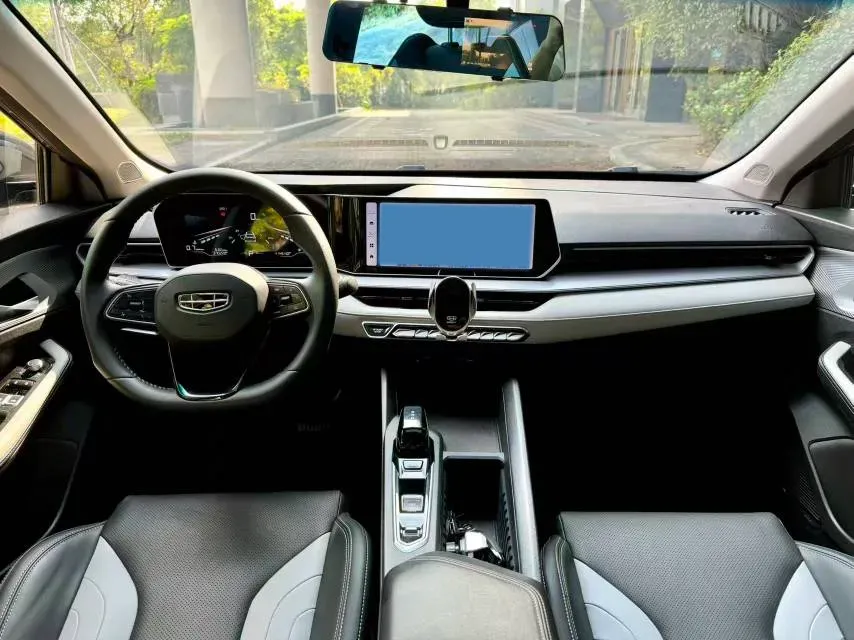 2024 Geely Binray 1.5T 181HP L4 7DCT,autocango,china used car exporter,china ev exporter,chinese used car exporter,chinese used ev exporter