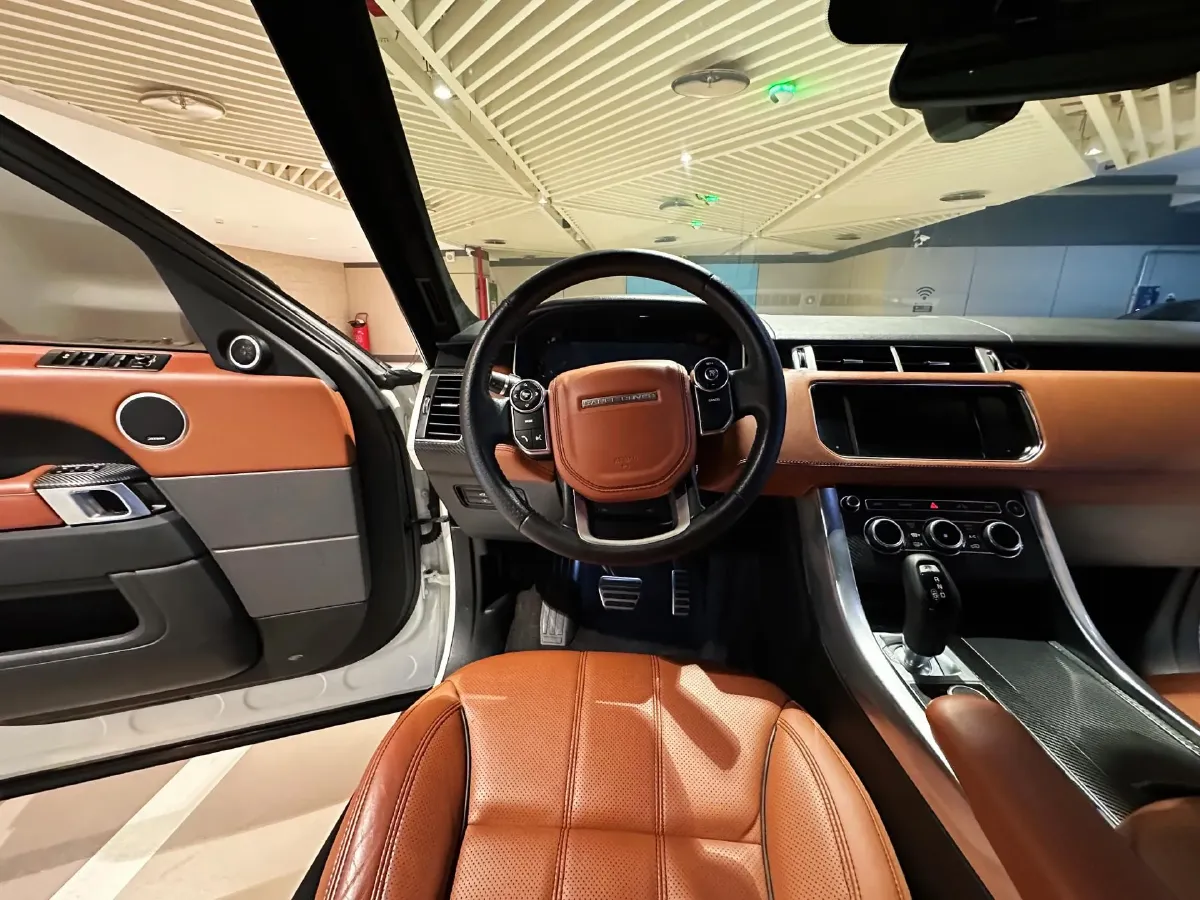 2015 Land Rover Range Rover Sport 3.0T 340HP V6 8AT,autocango,china used car exporter,china ev exporter,chinese used car exporter,chinese used ev exporter