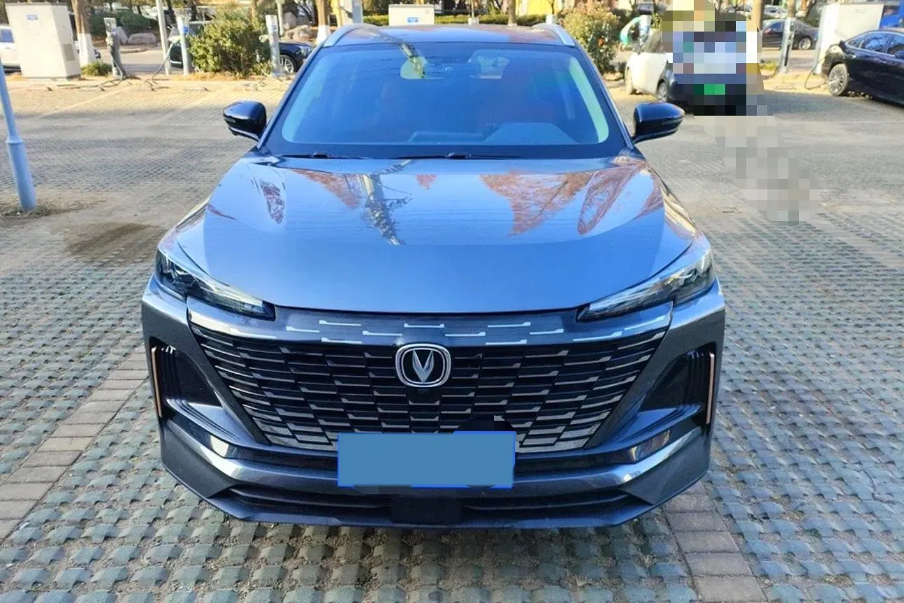 2022 ChangAn CS55 Plus 1.5T 180HP L4 7DCT,autocango,china used car exporter,china ev exporter,chinese used car exporter,chinese used ev exporter