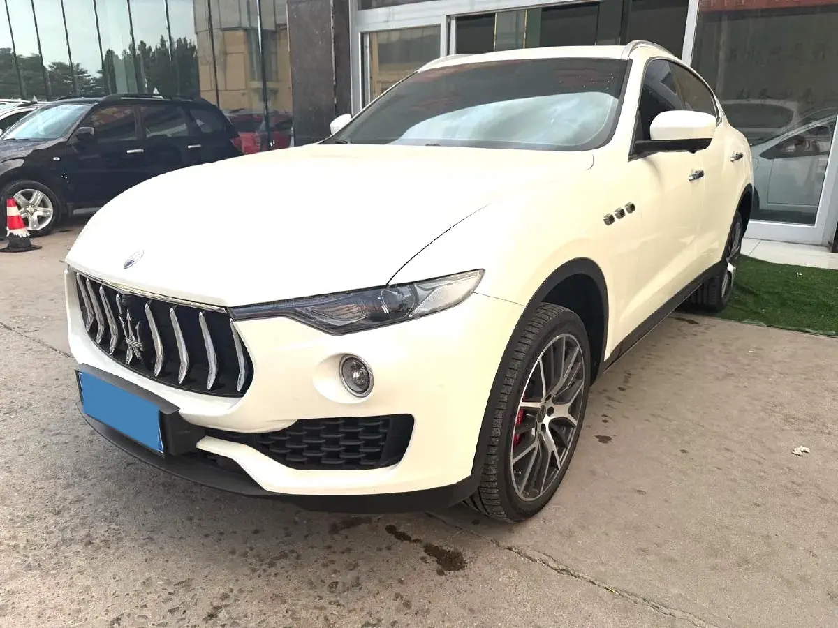 2018 Jaguar XJ 3.0T 340HP V6 8AT