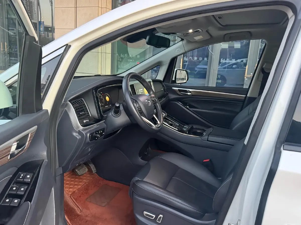 2021 GAC Trumpchi M8 2.0T 252HP L4 8AT,autocango,china used car exporter,china ev exporter,chinese used car exporter,chinese used ev exporter