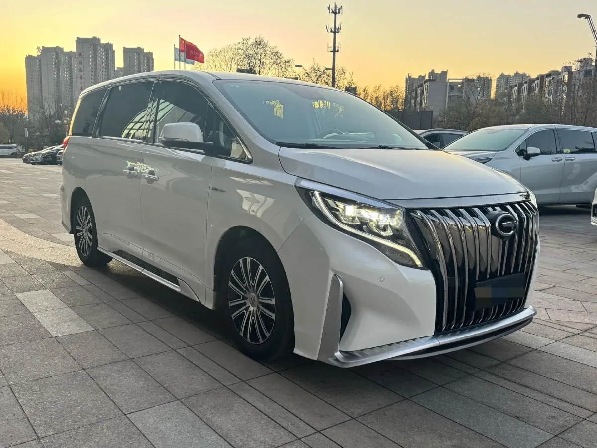 2021 GAC Trumpchi M8 2.0T 252HP L4 8AT,autocango,china used car exporter,china ev exporter,chinese used car exporter,chinese used ev exporter