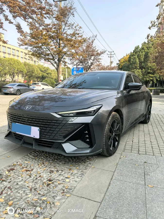 2022 ChangAn UNI-V 1.5T 188HP L4 7DCT