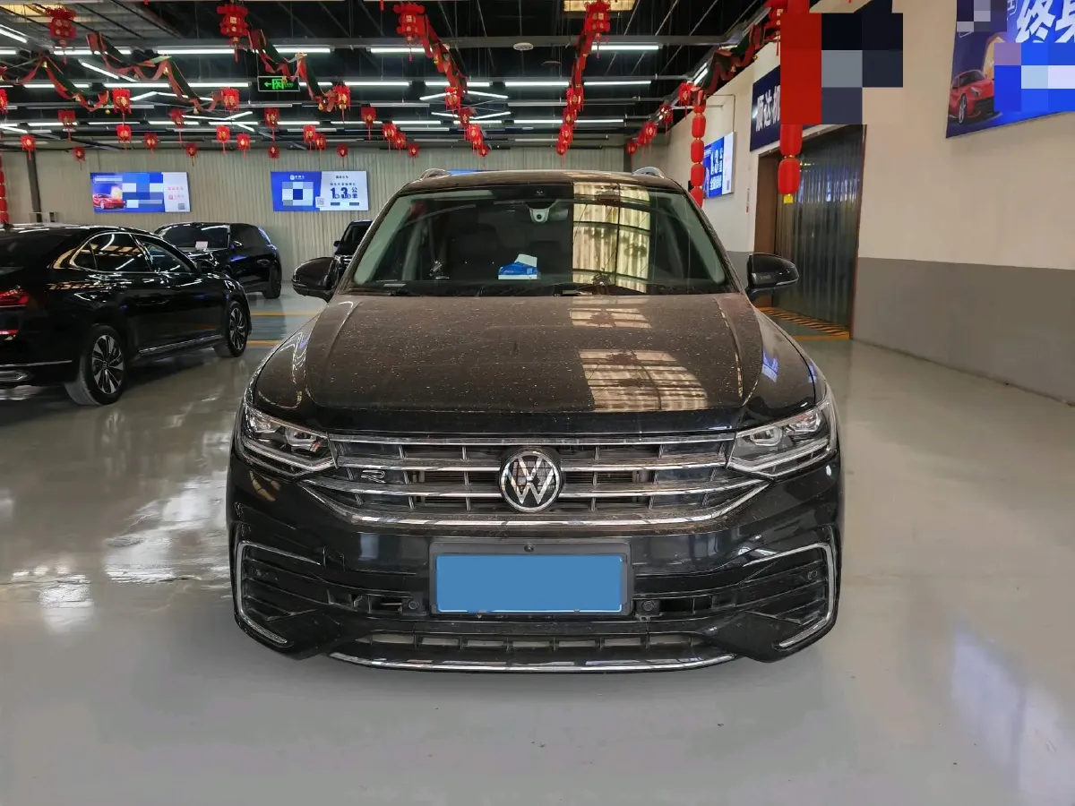 2023 Volkswagen Tiguan L 2.0T 186HP L4 7DCT,autocango,china used car exporter,china ev exporter,chinese used car exporter,chinese used ev exporter