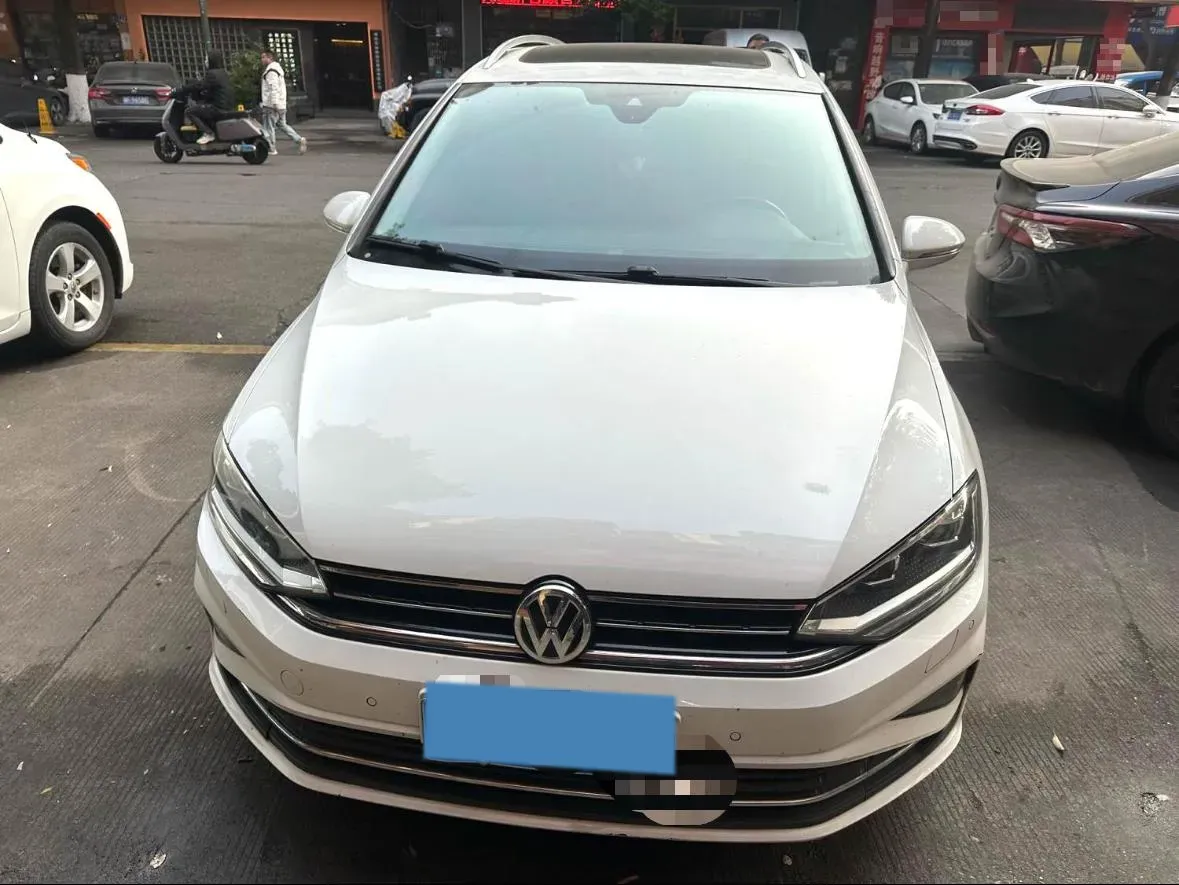 2019 Volkswagen Golf Sportsvan 1.4T 150HP L4 7DCT,autocango,china used car exporter,china ev exporter,chinese used car exporter,chinese used ev exporter