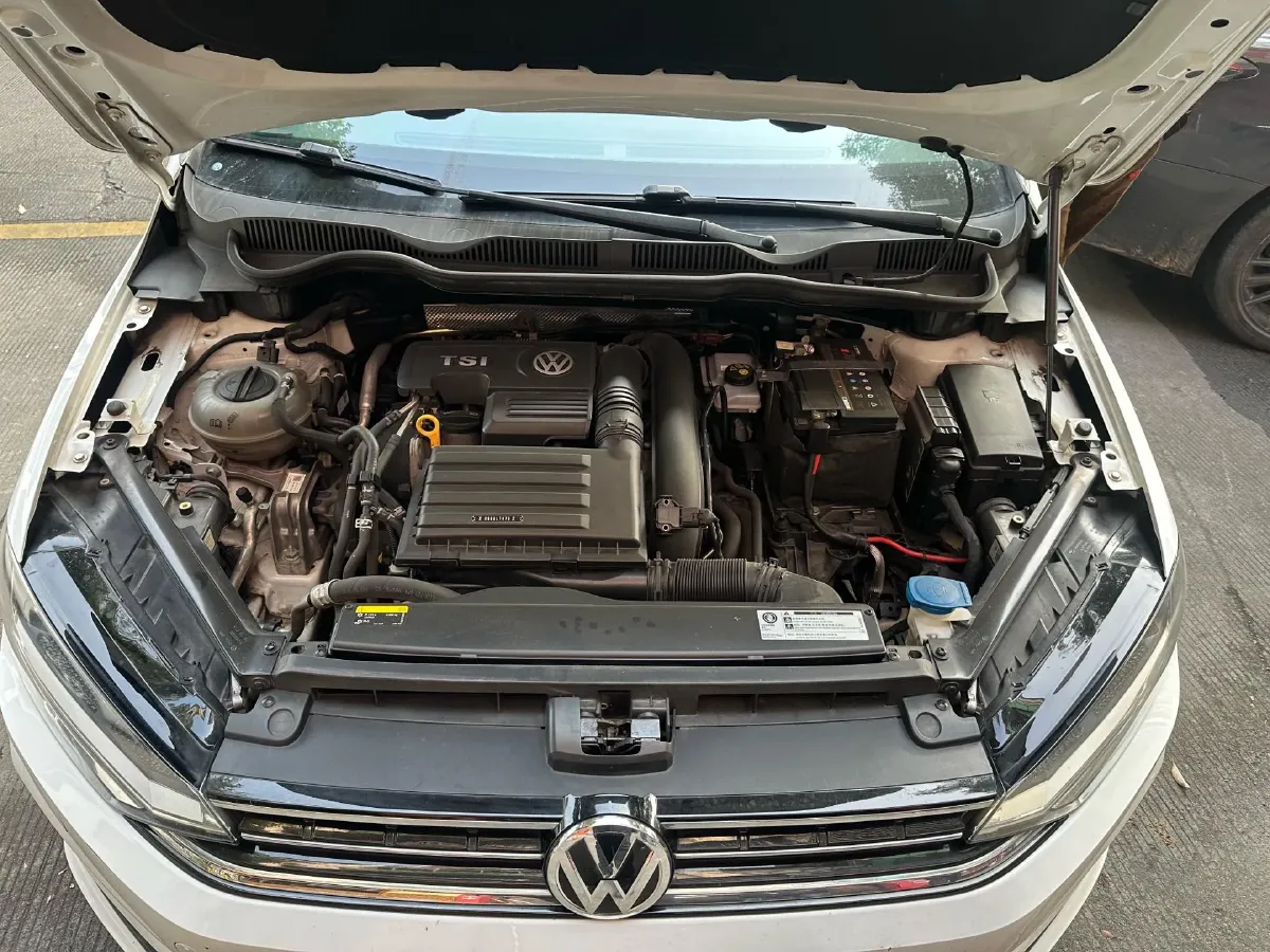 2019 Volkswagen Golf Sportsvan 1.4T 150HP L4 7DCT,autocango,china used car exporter,china ev exporter,chinese used car exporter,chinese used ev exporter