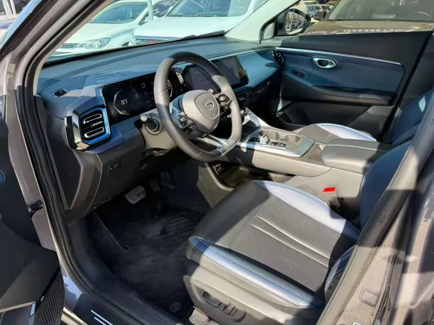 2023 GAC Trumpchi GS3 1.5T 177HP L4 7DCT,autocango,china used car exporter,china ev exporter,chinese used car exporter,chinese used ev exporter