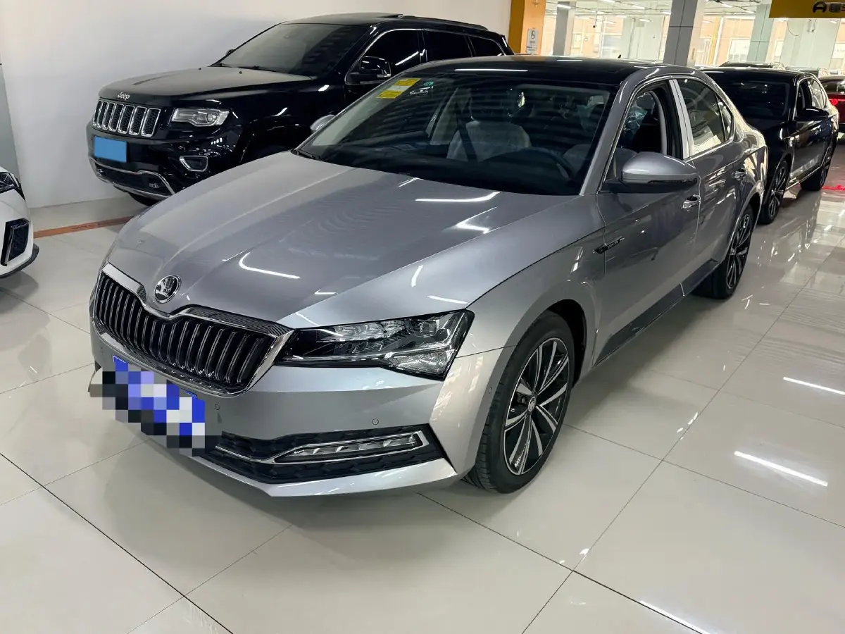2023 Skoda Superb 1.4T 150HP L4 7DCT