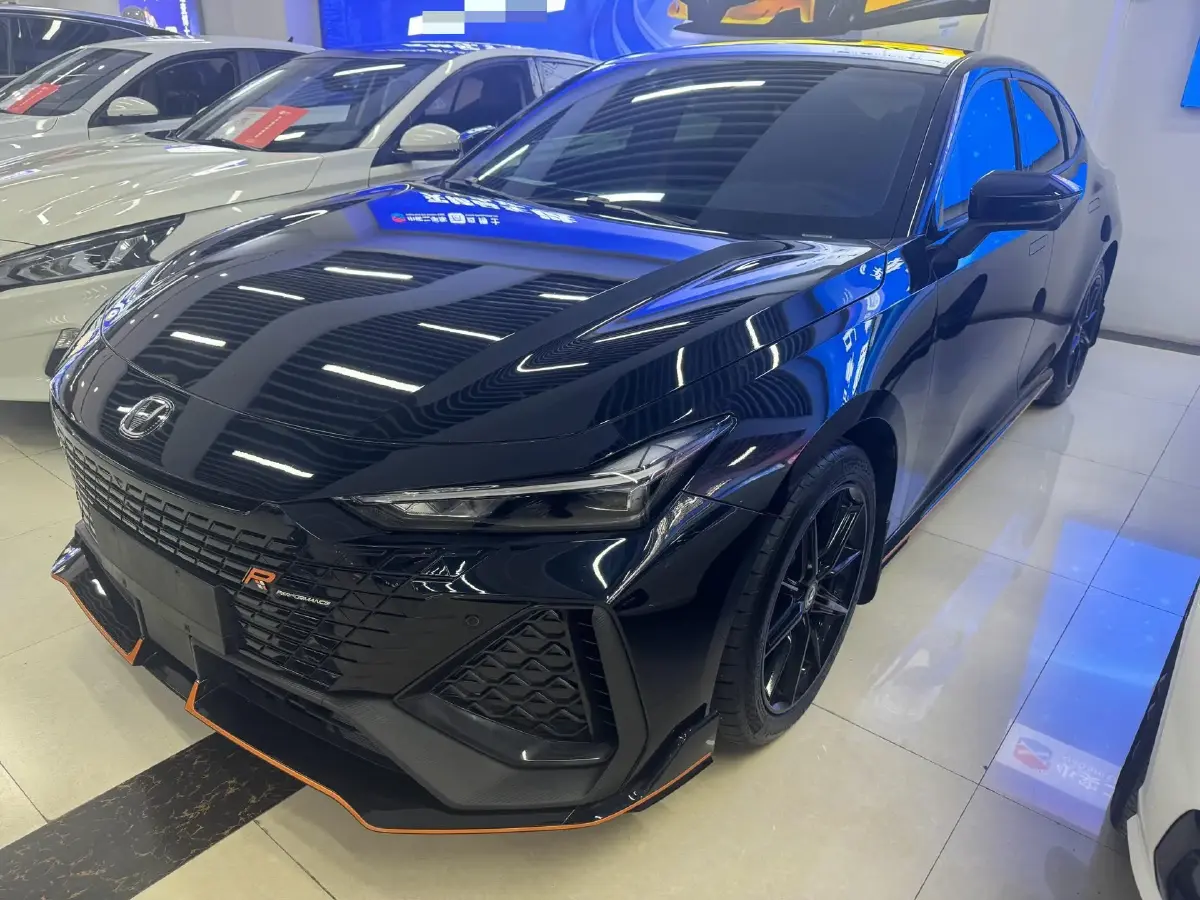 2022 ChangAn UNI-V 2.0T 233HP L4 8AT