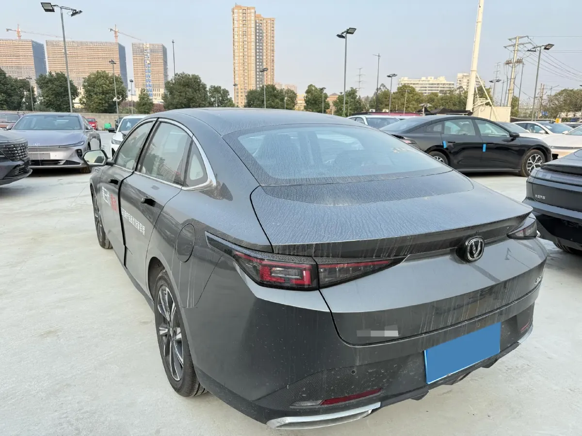 2024 ChangAn Eado 1.5T 170HP L4 7DCT,autocango,china used car exporter,china ev exporter,chinese used car exporter,chinese used ev exporter