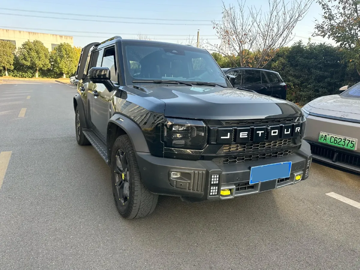 2023 Jetour Traveller 2.0T 254HP L4 7DCT,autocango,china used car exporter,china ev exporter,chinese used car exporter,chinese used ev exporter