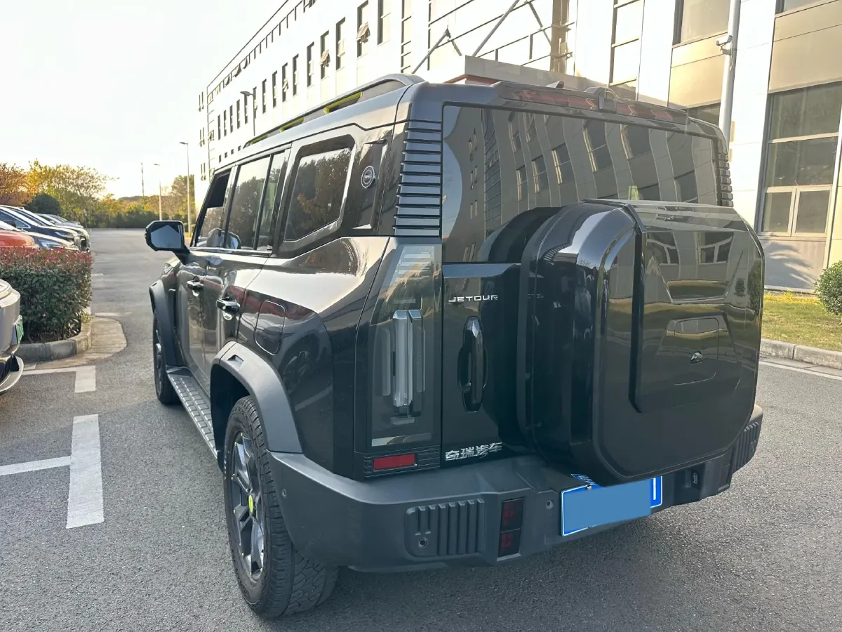 2023 Jetour Traveller 2.0T 254HP L4 7DCT,autocango,china used car exporter,china ev exporter,chinese used car exporter,chinese used ev exporter