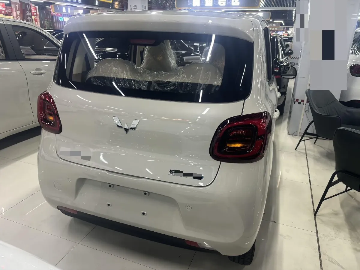 2025 WuLing HongGuang MINI EV BEV 16.2KWH,autocango,china used car exporter,china ev exporter,chinese used car exporter,chinese used ev exporter
