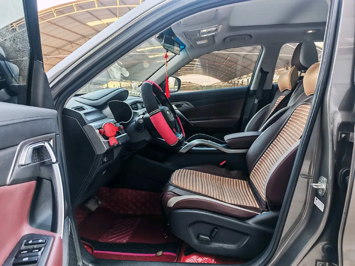 2022 Geely Azkarra 1.8T 184HP L4 7DCT,autocango,china used car exporter,china ev exporter,chinese used car exporter,chinese used ev exporter