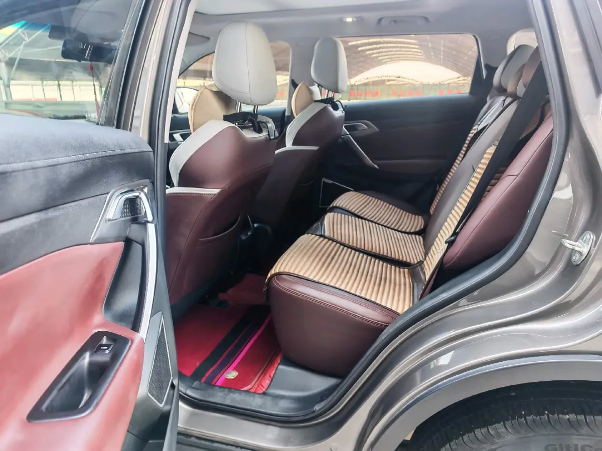 2022 Geely Azkarra 1.8T 184HP L4 7DCT,autocango,china used car exporter,china ev exporter,chinese used car exporter,chinese used ev exporter