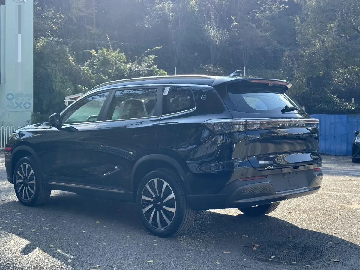 2025 Fulwin FulwinT8 1.5T 156HP L4 1DHT PHEV 18.67KWH,autocango,china used car exporter,china ev exporter,chinese used car exporter,chinese used ev exporter