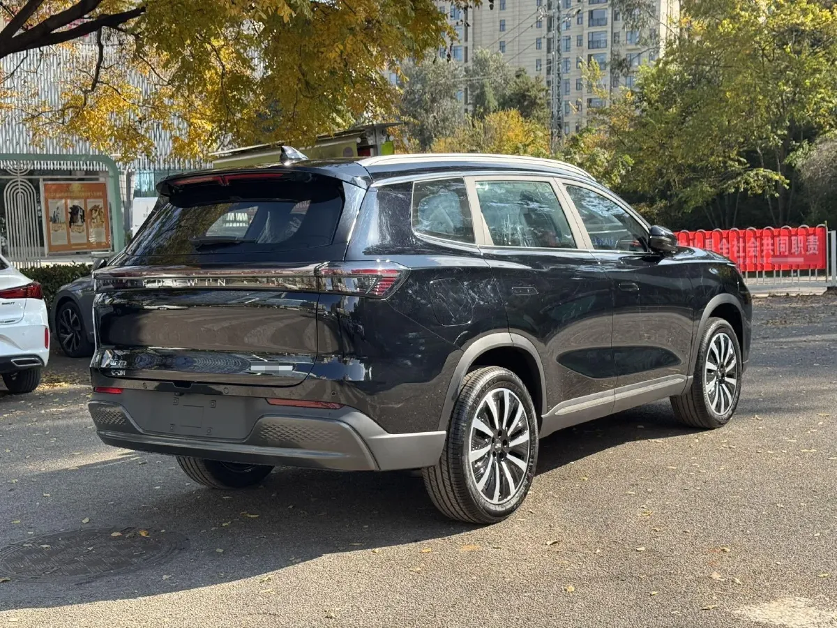 2025 Fulwin FulwinT8 1.5T 156HP L4 1DHT PHEV 18.67KWH,autocango,china used car exporter,china ev exporter,chinese used car exporter,chinese used ev exporter