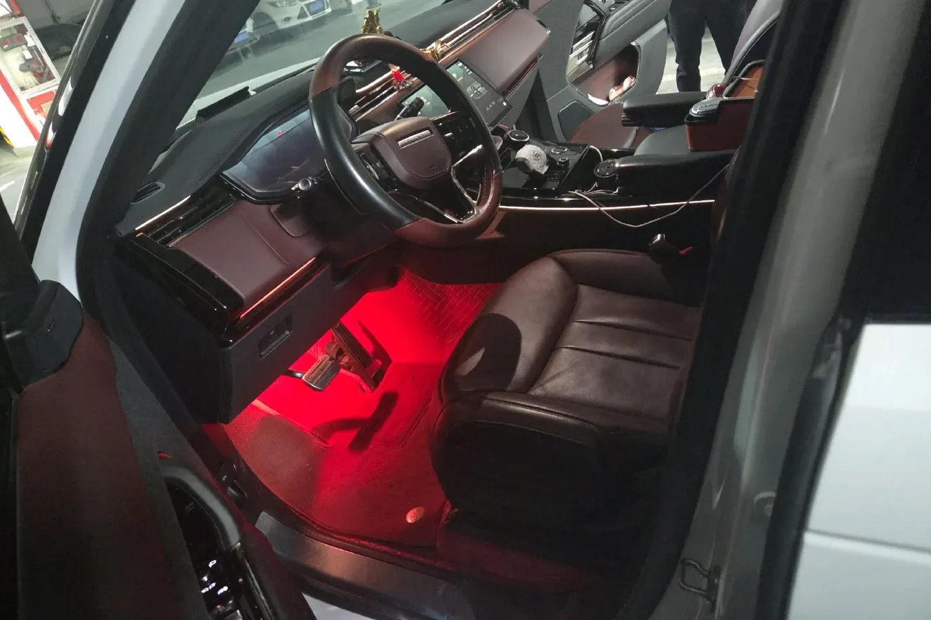 2023 Land Rover Range Rover Sport 3.0T 400HP L6 8AT,autocango,china used car exporter,china ev exporter,chinese used car exporter,chinese used ev exporter