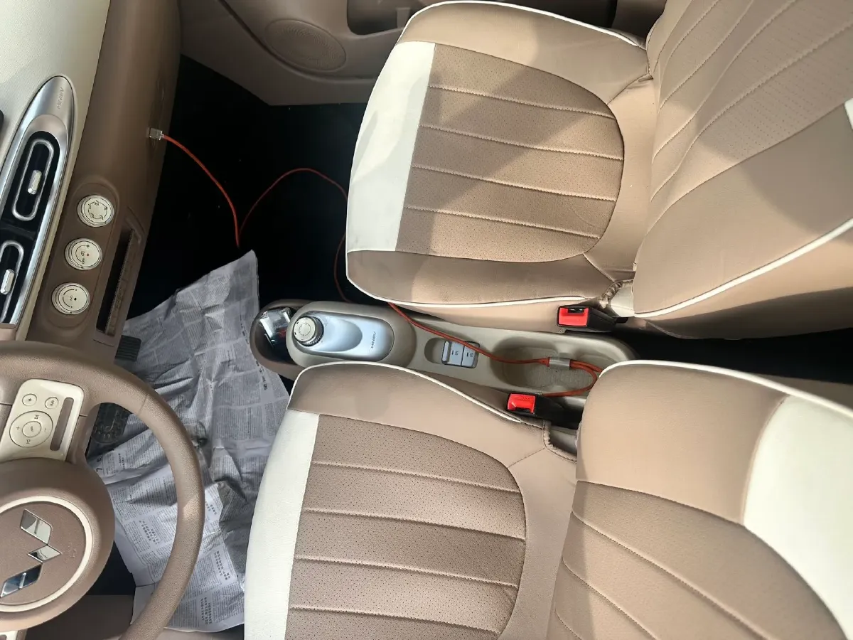 2025 WuLing HongGuang MINI EV BEV 16.2KWH,autocango,china used car exporter,china ev exporter,chinese used car exporter,chinese used ev exporter