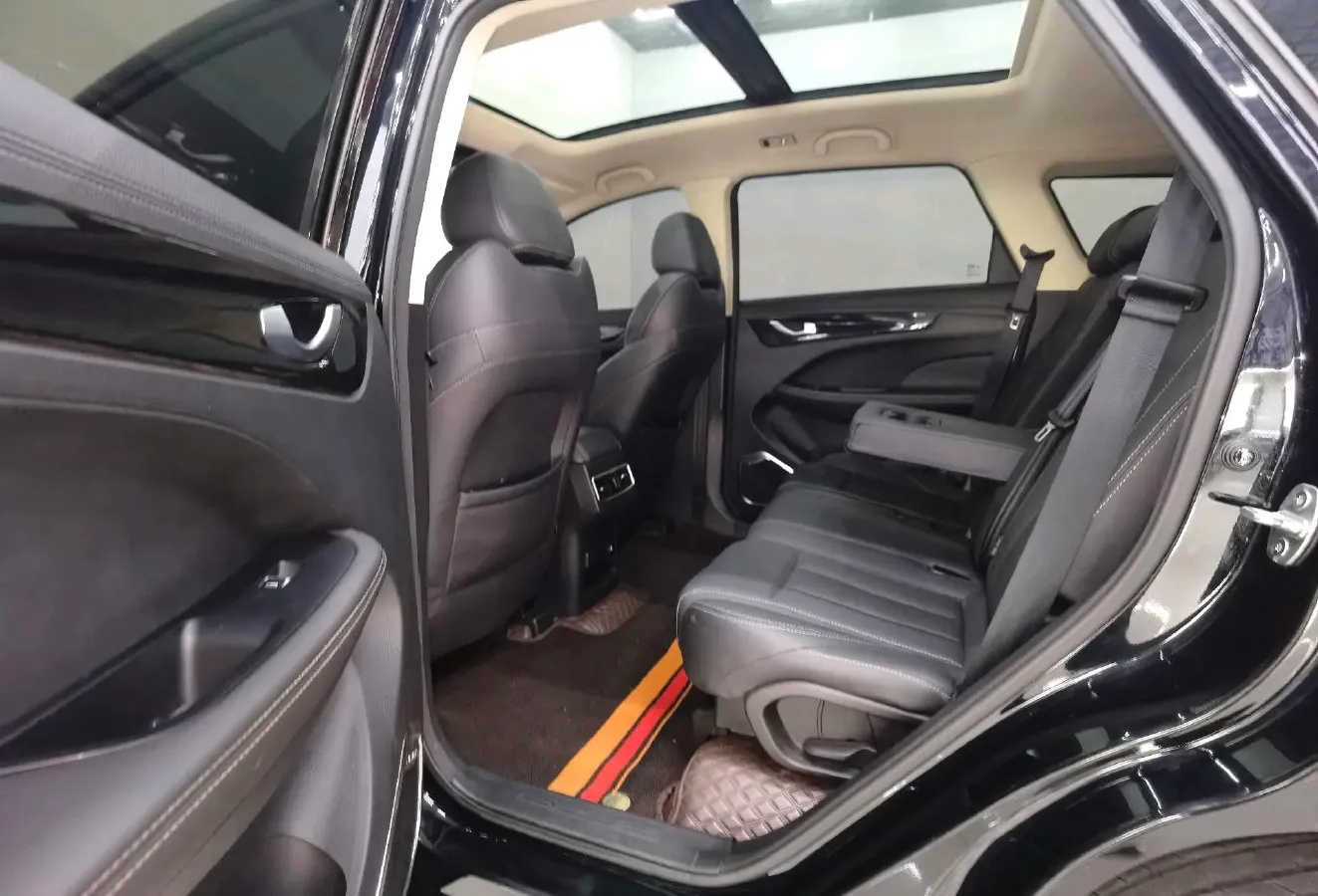 2019 Jetour X90 1.6T 197HP L4 7DCT,autocango,china used car exporter,china ev exporter,chinese used car exporter,chinese used ev exporter