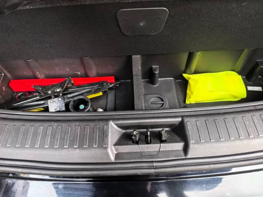 2020 Jetour X90 1.6T 197HP L4 7DCT,autocango,china used car exporter,china ev exporter,chinese used car exporter,chinese used ev exporter