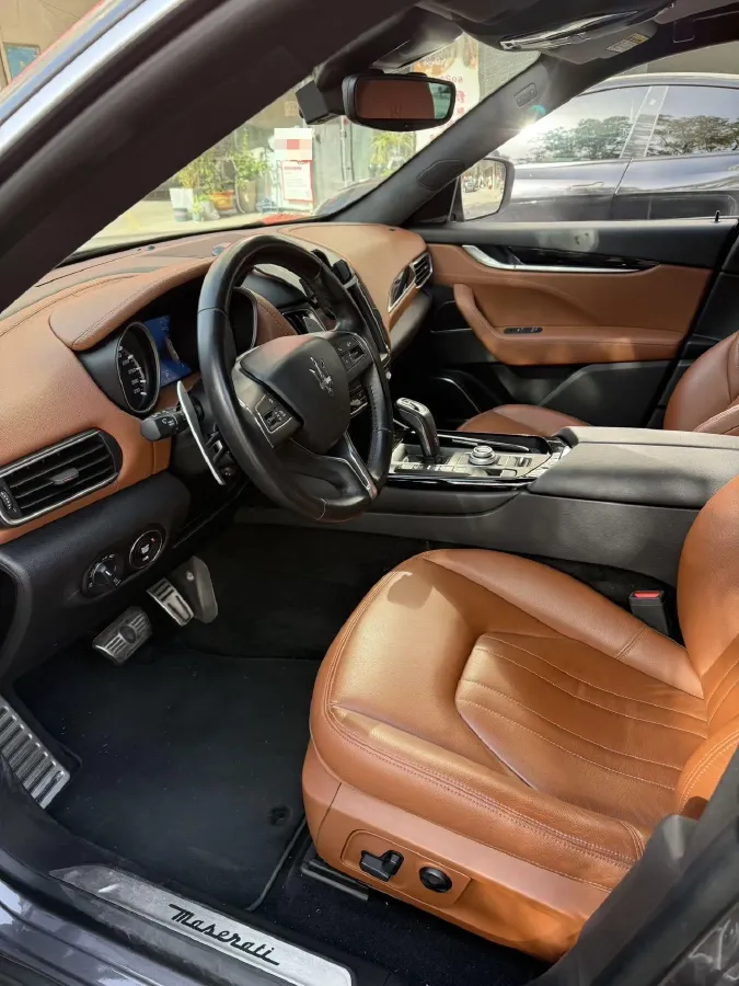 2019 Maserati Levante 3.0T 350HP V6 8AT,autocango,china used car exporter,china ev exporter,chinese used car exporter,chinese used ev exporter