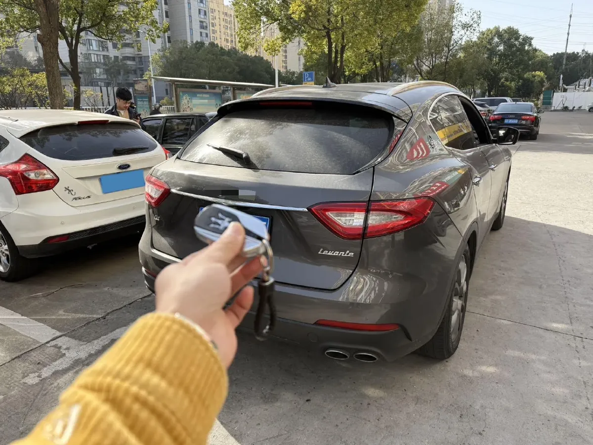 2019 Maserati Levante 3.0T 350HP V6 8AT,autocango,china used car exporter,china ev exporter,chinese used car exporter,chinese used ev exporter