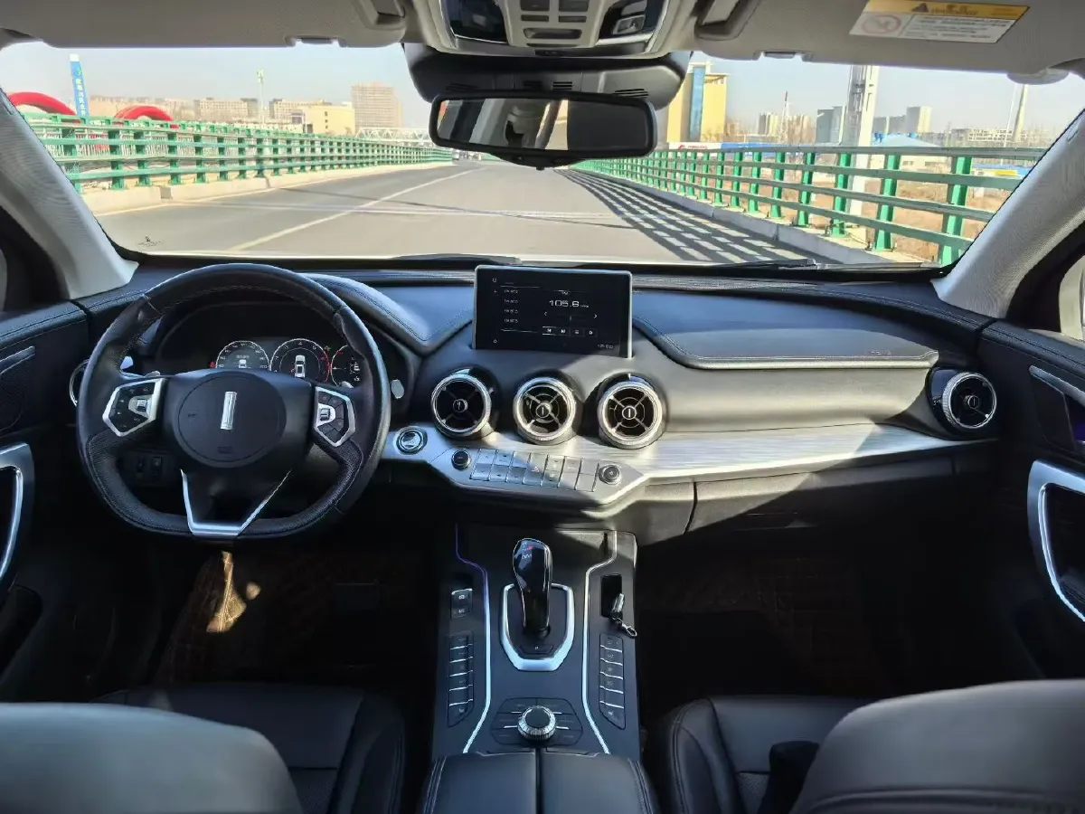 2019 WEY VV7 2.0T 234HP L4 7DCT,autocango,china used car exporter,china ev exporter,chinese used car exporter,chinese used ev exporter