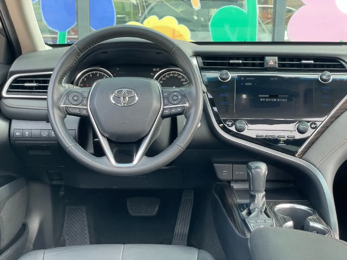 2019 Toyota Camry 2.5L 209HP L4 8AT,autocango,china used car exporter,china ev exporter,chinese used car exporter,chinese used ev exporter
