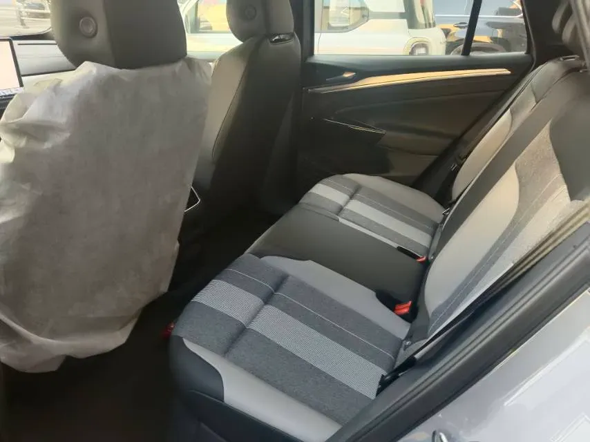 2026 Volkswagen ID.4 Crozz BEV,autocango,china used car exporter,china ev exporter,chinese used car exporter,chinese used ev exporter