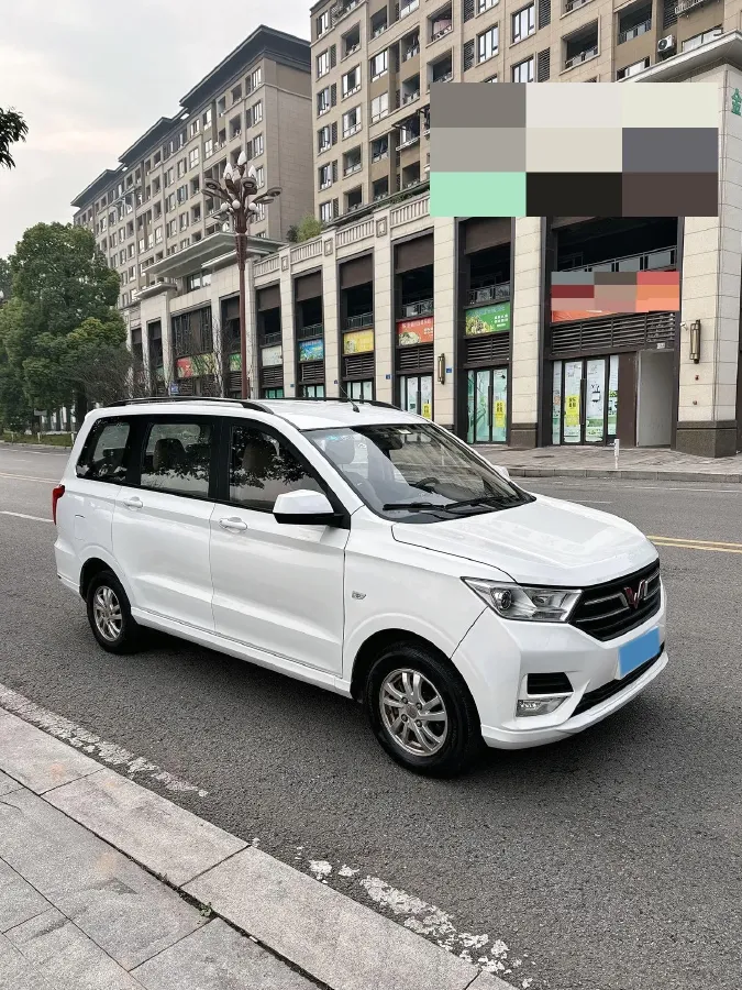 2019 WuLing HongGuang 1.5L 99HP L4 6MT,autocango,china used car exporter,china ev exporter,chinese used car exporter,chinese used ev exporter